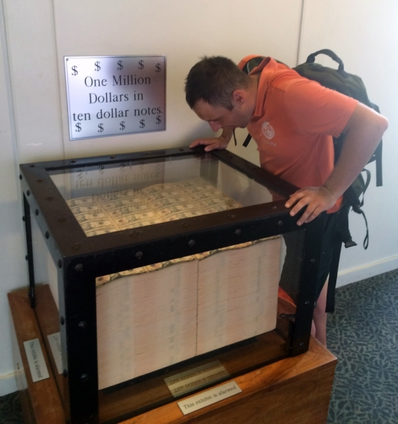 Дорога из Нью-Йорка в Нью-Йорк длиною в 4 тысячи миль