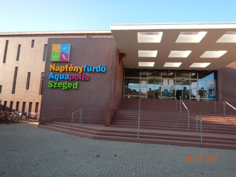 Сегед Акваполис Напфенифюрде (Napfényfürdő Aquapolis Szeged) Сегед Акваполис Напфенифюрде (Napfényfürdő Aquapolis Szeged)