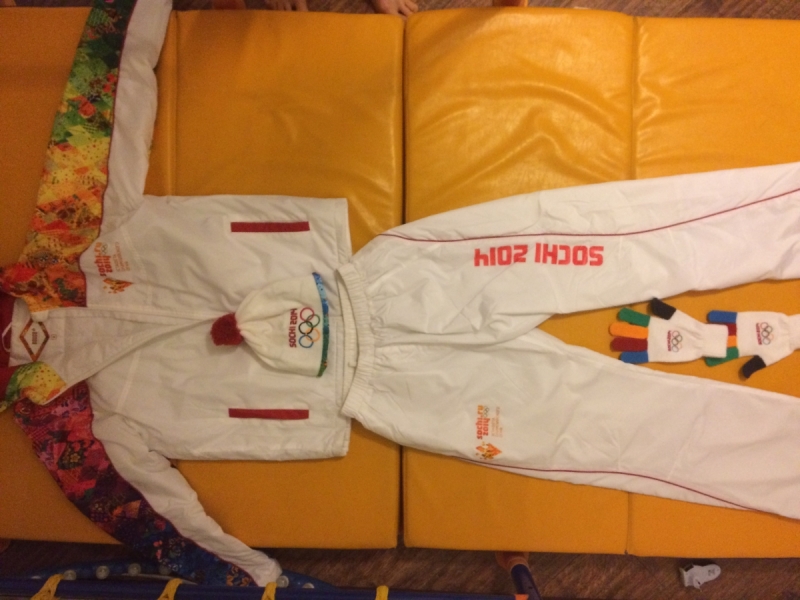 Форма для Пьенчанг2018, белая, из Сочи2014