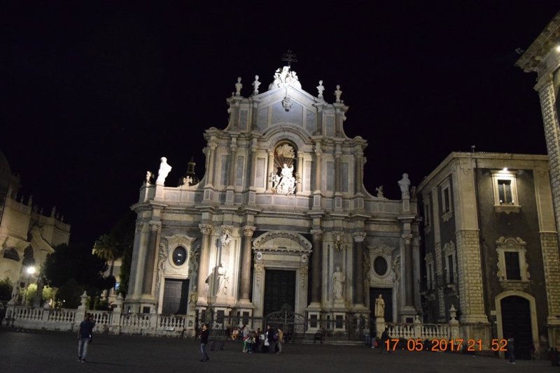 Италия от Венеции до Сиракузы за 15 дней на самолётах, поездах, паромах, автобусе и автомобиле.