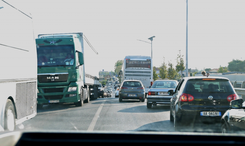 Албанский трип на автобусах Албанский трип на автобусах