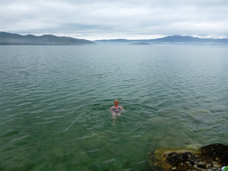 Май в Армении. Гарни, Ехегнадзор, Севан, Дилижан, Ереван. Трекинг.