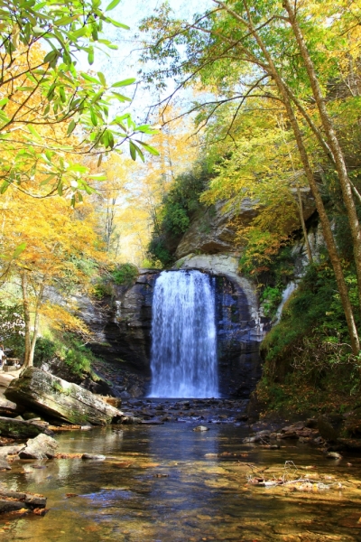 Осень в золоте и багрянце не стеснялась восхищать. Blue Ridge Parkway. 18-22 октября 2016 года.