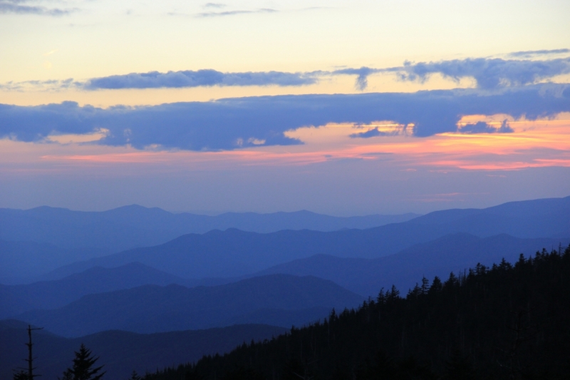 Осень в золоте и багрянце не стеснялась восхищать. Blue Ridge Parkway. 18-22 октября 2016 года.