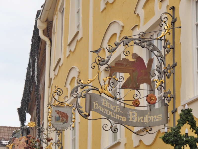 Фюссен, а также Вискирхе - Обераммергау - Гармиш-Партенкирхен, бенедиктинское аббатство Этталь и Königliche Kristall-Therme в Швангау в декабре