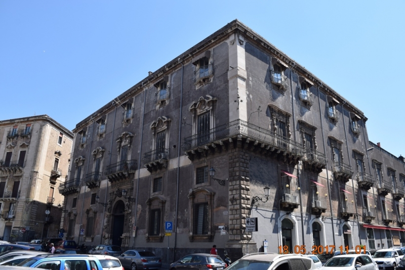 Италия от Венеции до Сиракузы за 15 дней на самолётах, поездах, паромах, автобусе и автомобиле.