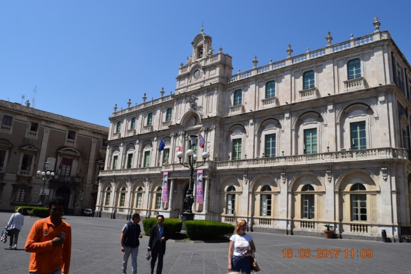 Италия от Венеции до Сиракузы за 15 дней на самолётах, поездах, паромах, автобусе и автомобиле.