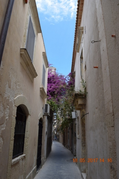 Италия от Венеции до Сиракузы за 15 дней на самолётах, поездах, паромах, автобусе и автомобиле.