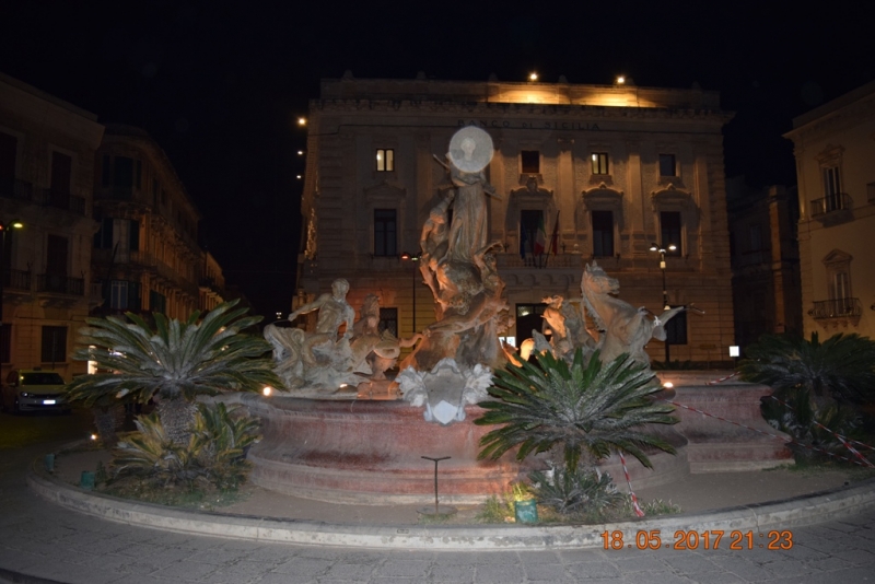 Италия от Венеции до Сиракузы за 15 дней на самолётах, поездах, паромах, автобусе и автомобиле.