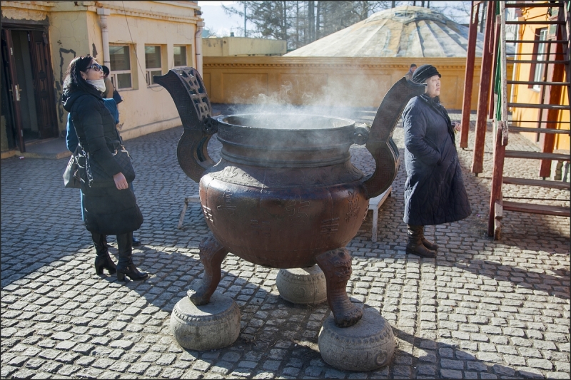 Через лёд Байкала в Монголию