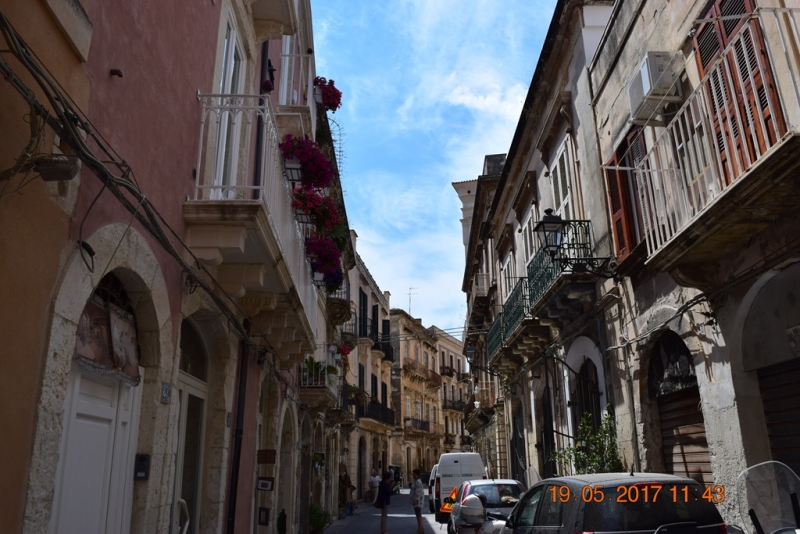 Италия от Венеции до Сиракузы за 15 дней на самолётах, поездах, паромах, автобусе и автомобиле.