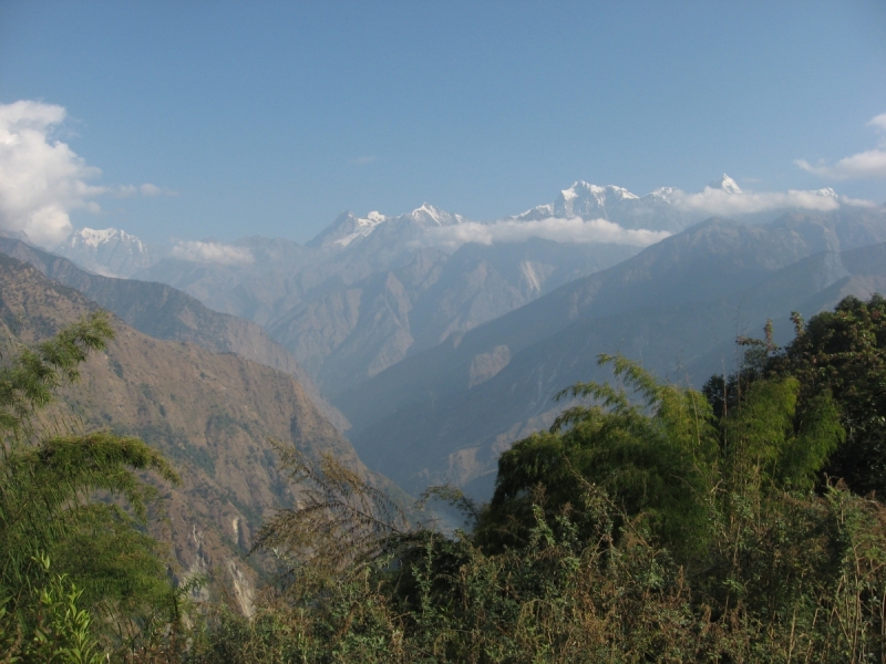 От Татопани к Татопани с видом на Ганеш химал