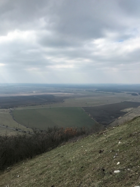 Запад, Юг, Восток, а посередине-Тренчин