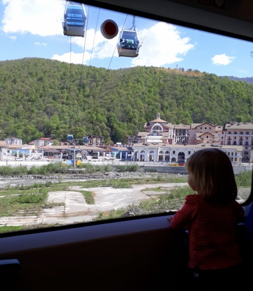 Роза Хутор, Сочи и Адлер с ребёнком 1,8 года