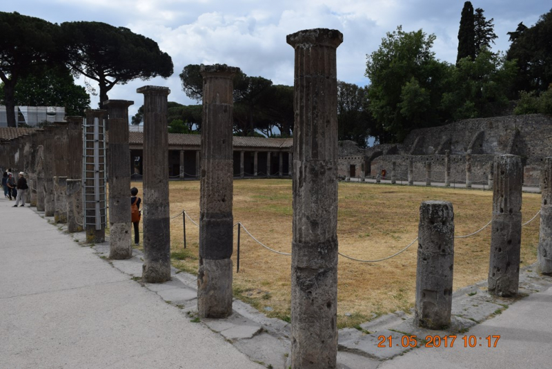 Италия от Венеции до Сиракузы за 15 дней на самолётах, поездах, паромах, автобусе и автомобиле.