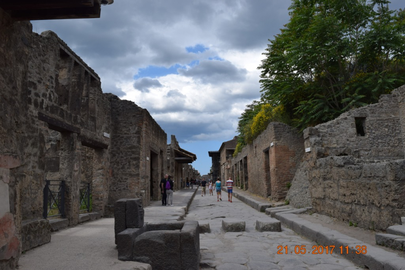 Италия от Венеции до Сиракузы за 15 дней на самолётах, поездах, паромах, автобусе и автомобиле.