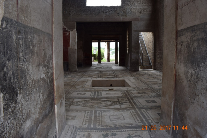 Италия от Венеции до Сиракузы за 15 дней на самолётах, поездах, паромах, автобусе и автомобиле.