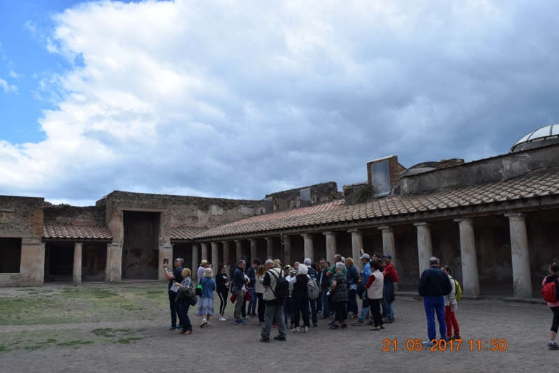 Италия от Венеции до Сиракузы за 15 дней на самолётах, поездах, паромах, автобусе и автомобиле.