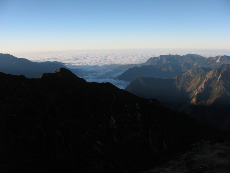 От Татопани к Татопани с видом на Ганеш химал