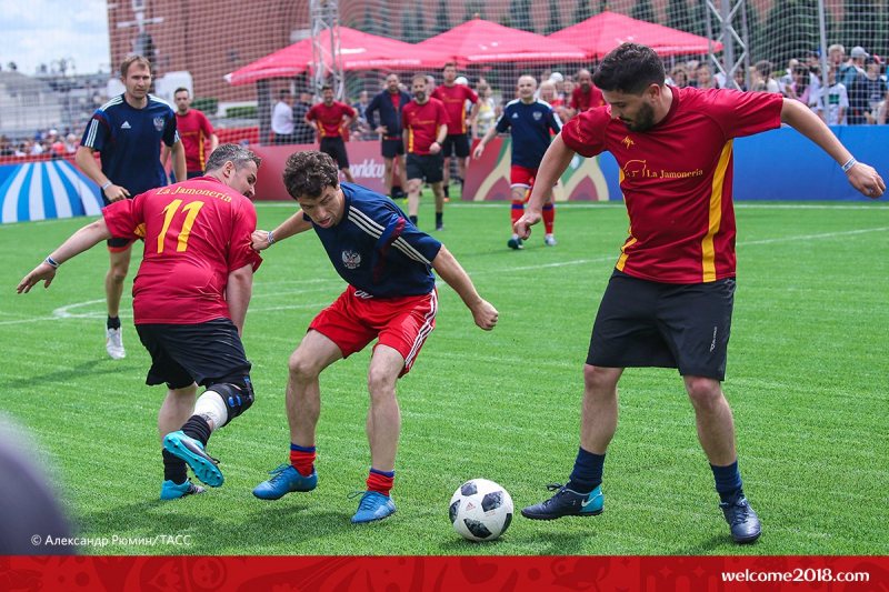 Матчи болельщиков форума Винского на Красной площади