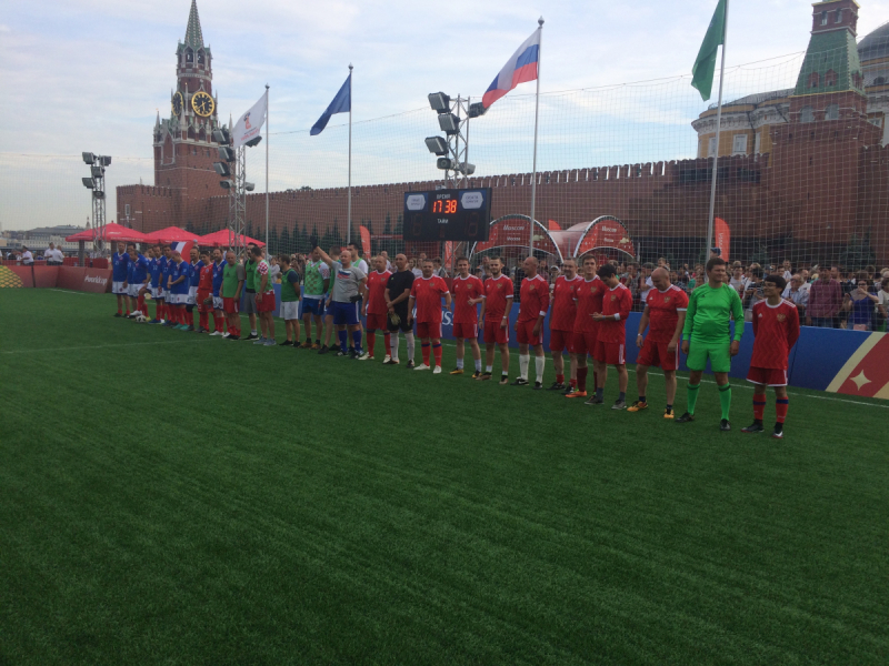 Матчи болельщиков форума Винского на Красной площади