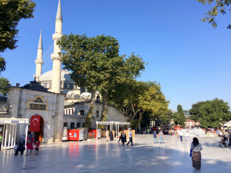 Стамбул в июле 2018, или почему я туда не вернусь. Много фото.