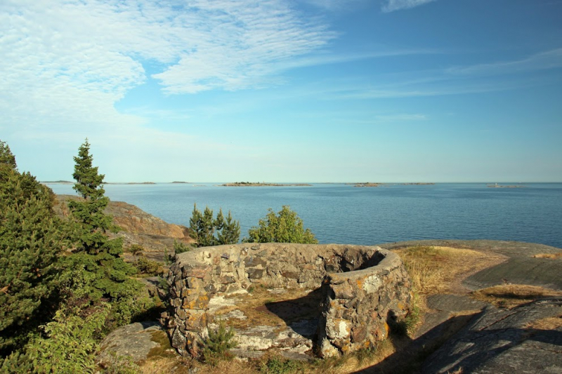 Принял на грудь, скажи что-нибудь! Трезвым вход запрещён!