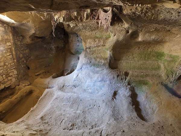 2018, янв. Жемчужинки Марке: травертиновый Асколи-Пичено (очень подробно) и ярко-рыжая Оффида (набегом). Без а/м.