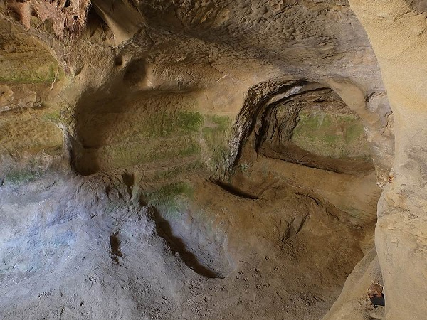 2018, янв. Жемчужинки Марке: травертиновый Асколи-Пичено (очень подробно) и ярко-рыжая Оффида (набегом). Без а/м.