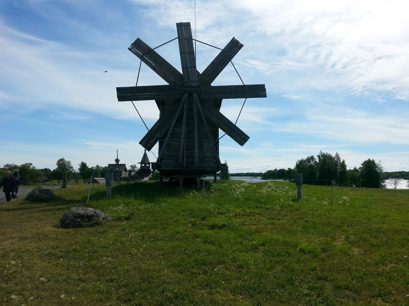 Россия времен ЧМ по футболу 2018: Москва-Коломна-СПб-Карелия-Соловки-Кронштадт-СПб