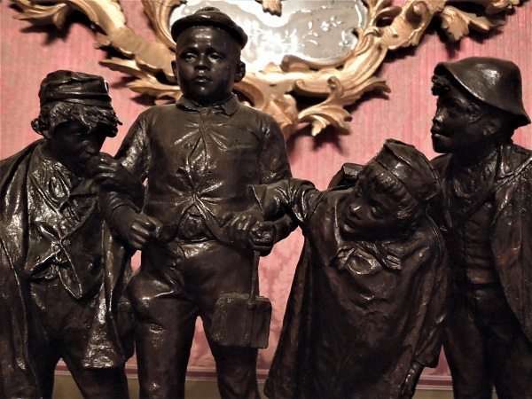 2018, янв. Жемчужинки Марке: травертиновый Асколи-Пичено (очень подробно) и ярко-рыжая Оффида (набегом). Без а/м.