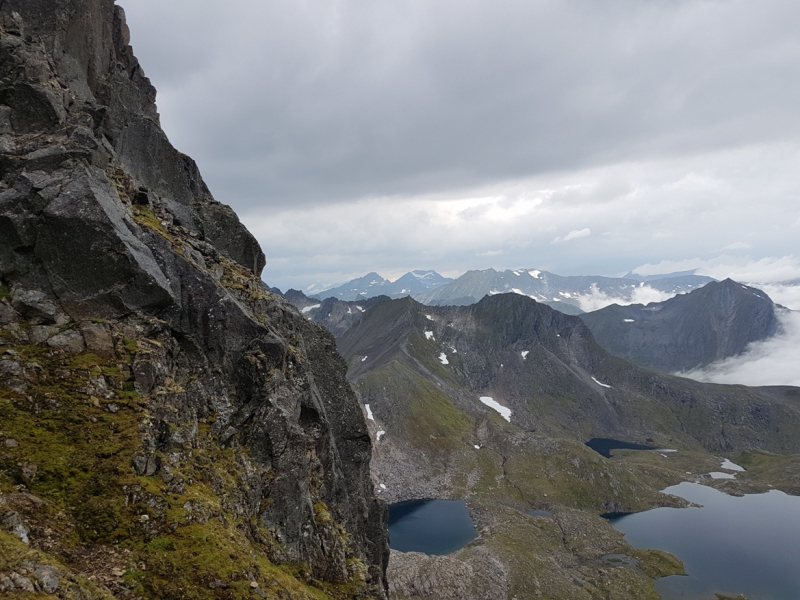 4 дня на авто с палаткой. Geiranger, Mohn Topp/Bladet, Nigardsbreen, FV55.