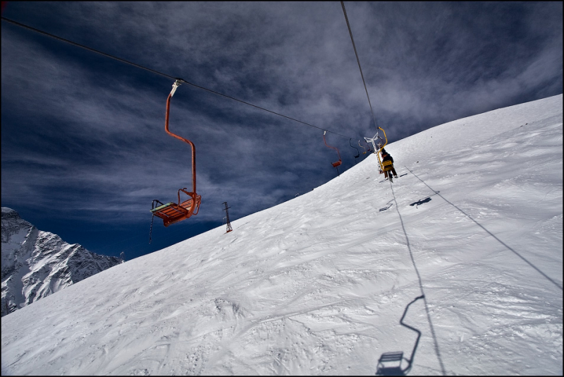Чегет - Эльбрус за один день (Трафик!)
