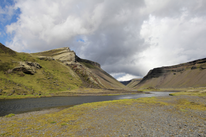 Озера Langisjor и водопад Ófærufoss