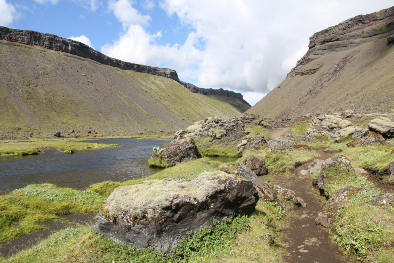 Озера Langisjor и водопад Ófærufoss