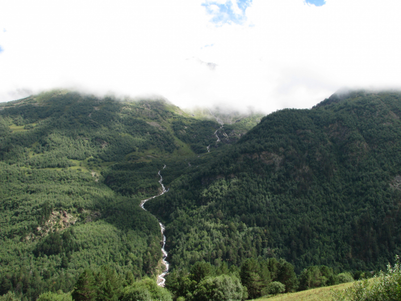 Прогулки с облаками и выше: восхождение на Эльбрус с юга в августе 2018 года
