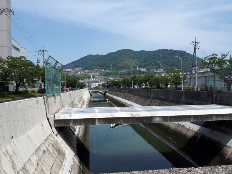 Очерк по не самым туристическим и популярным местам:Maishima Incineration Plant,Kodokan Judo Institute,Origami Kaikan,Naval Port,Suntory Yamazaki...