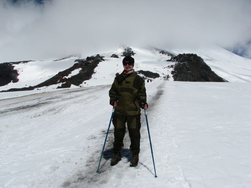 Прогулки с облаками и выше: восхождение на Эльбрус с юга в августе 2018 года