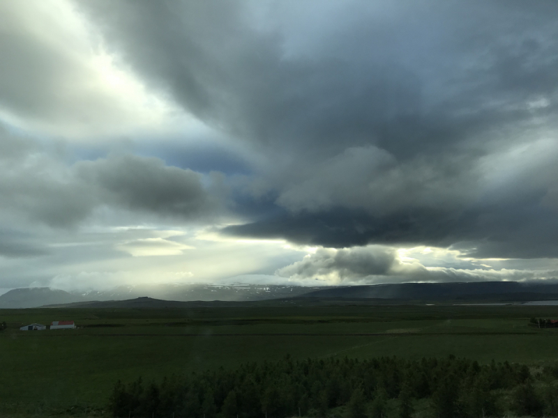 Другая земля (Исландия, июнь 18, вокруг)