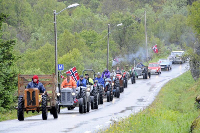 Острова в облаках. Отложенные маршруты (Svartisen, Værøy, Trollfjordhytta - много фото)