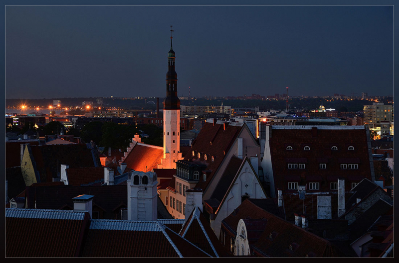 Tallinn 2. 721. DSC_0354 + 0355. Царква Сьвятога Духа. Püha Vaimu kirik