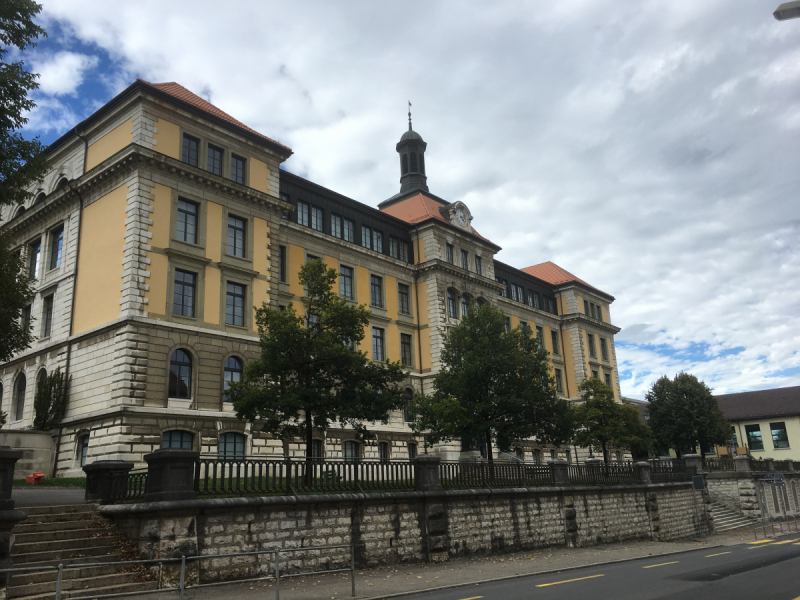 Невшатель. Город и кантон.