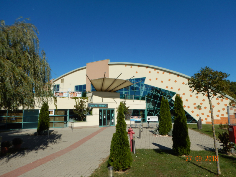 Термальный комплекс Тамаши (Tamási Termálfürdő). Термальный комплекс Тамаши (Tamási Termálfürdő).