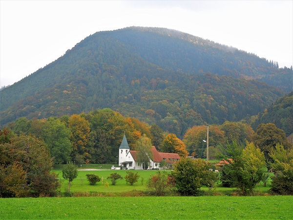 2018, окт. Маленькая Бавария: золотая осень в Кимгау (спонтанные 4 дня вокруг Ашау -2 подъемника, 2 озера). На закуску - Фрайзинг и Ландсхут. Без а/м.