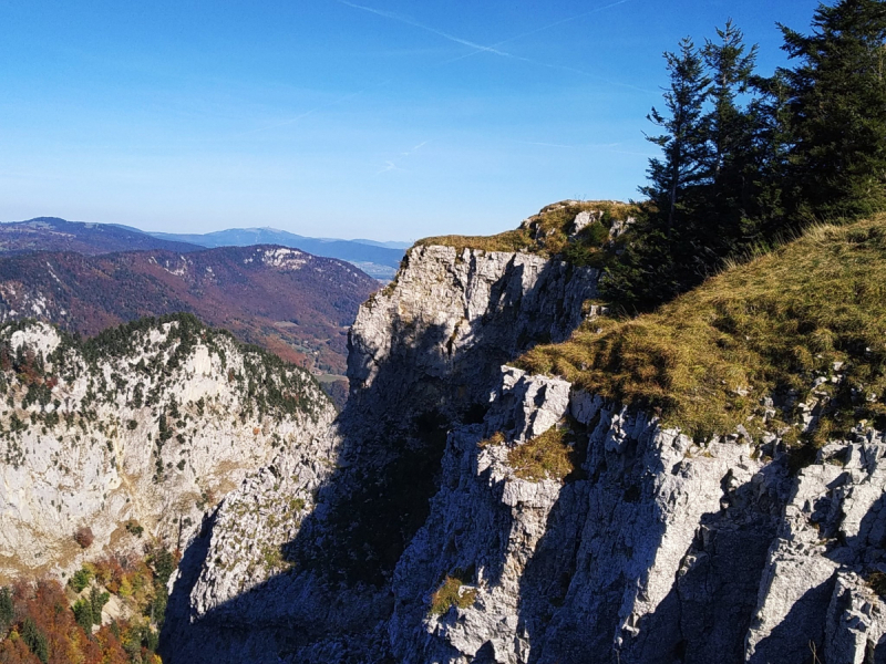 Невшатель. Город и кантон.