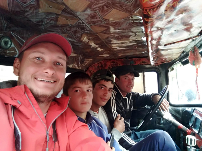 "Тебя там убьют!" - говорили они... Или Узбекистан, Таджикистан (Памирский Тракт), Киргизия, Казахстан - автостопом в сентябре. "Тебя там убьют!" - говорили они... Или Узбекистан, Таджикистан (Памирский Тракт), Киргизия, Казахстан - автостопом в сентябре.