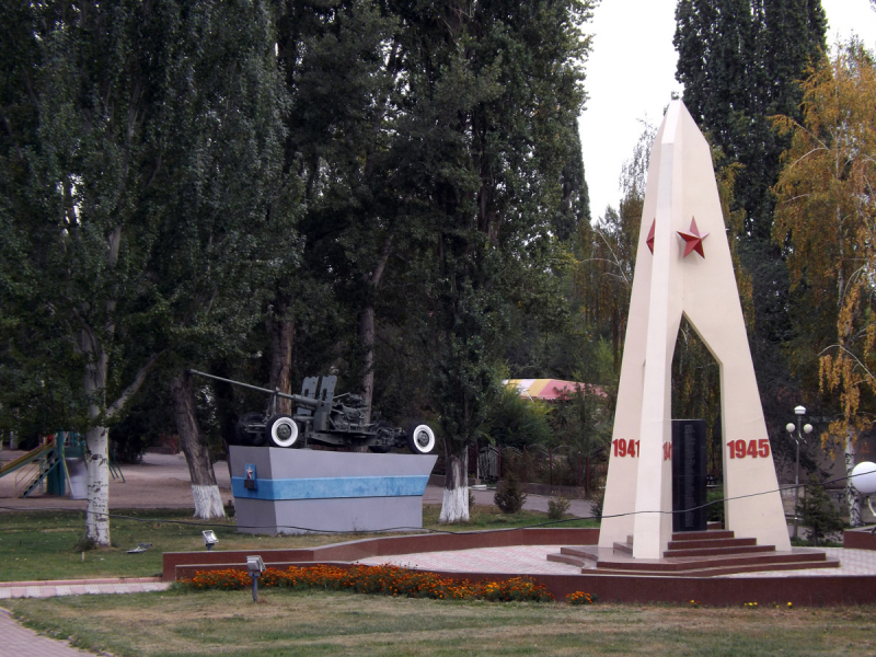 "Тебя там убьют!" - говорили они... Или Узбекистан, Таджикистан (Памирский Тракт), Киргизия, Казахстан - автостопом в сентябре. "Тебя там убьют!" - говорили они... Или Узбекистан, Таджикистан (Памирский Тракт), Киргизия, Казахстан - автостопом в сентябре.