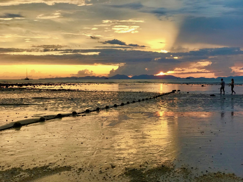 Пляжи и Закаты