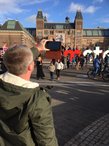 Знаменитая инсталляция Iamsterdam покидает Музейную площадь