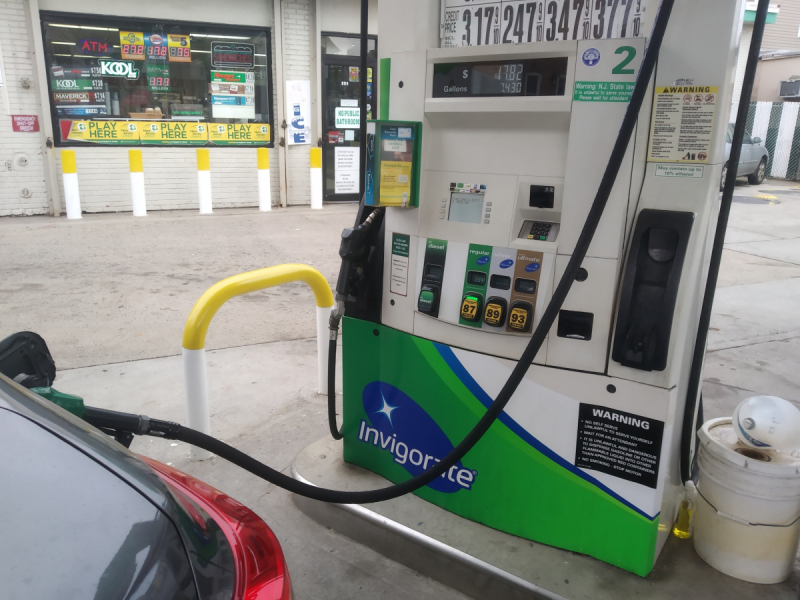 Аренда автомобиля в США: права, карты, заправки